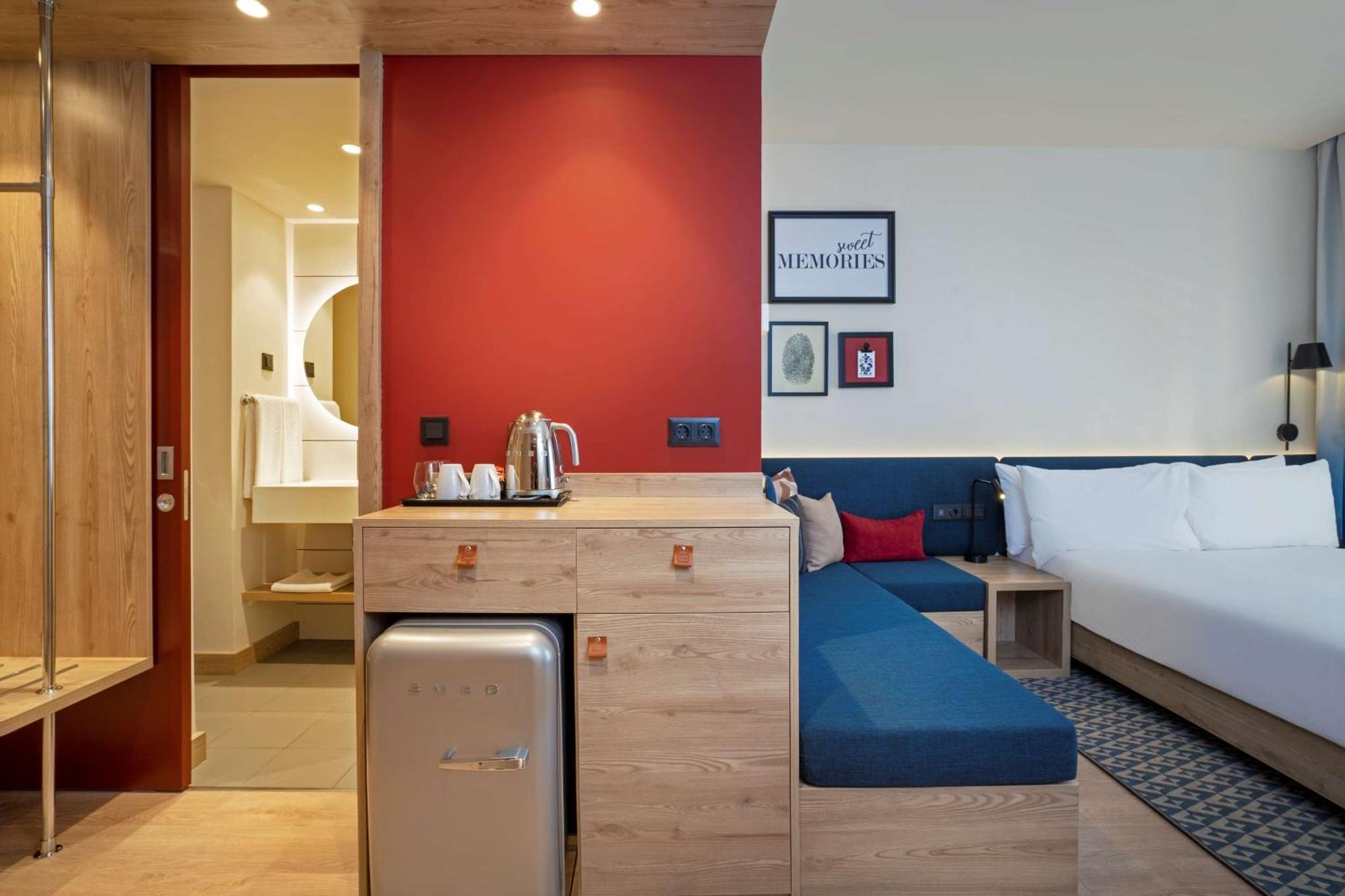Hampton By Hilton Tashkent Hotel Exterior photo